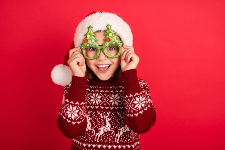 Portrait,Of,Attractive,Cheerful,Girl,Touching,Wearing,Festal,Specs,Eve